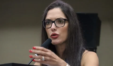 Bolsonarista, Janaína Riva escolhe investigados por corrupção para suplências ao Senado em MT