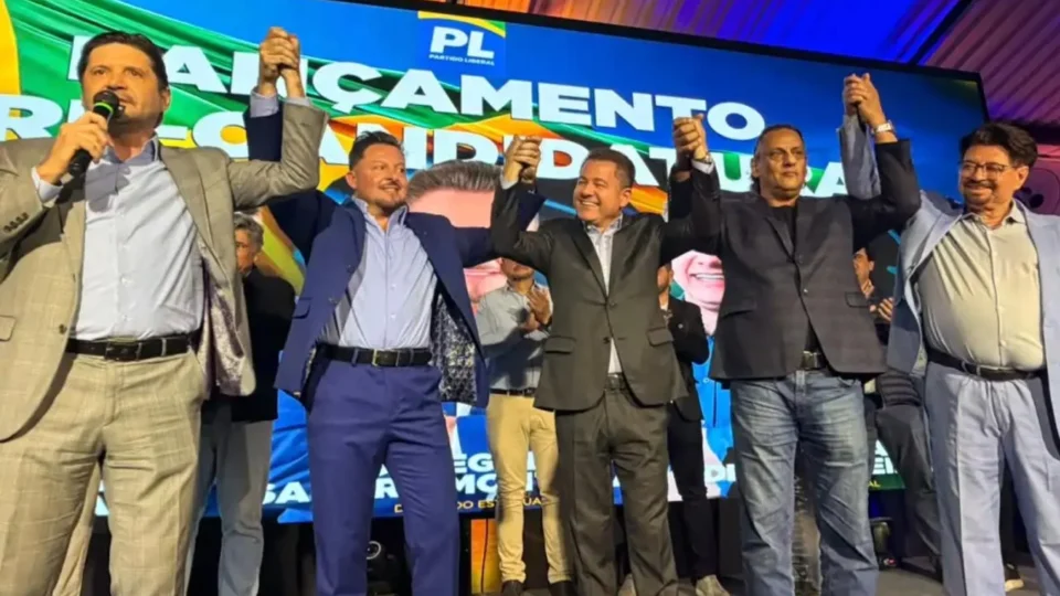 Aliado de Mendonça, Cezinha de Madureira faz campanha com Frederick Wassef em SP