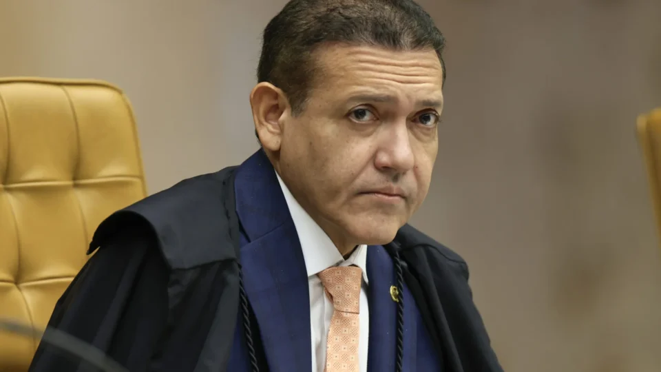Ao justificar impedimento, Kássio confirma que crise no STF mira as eleições