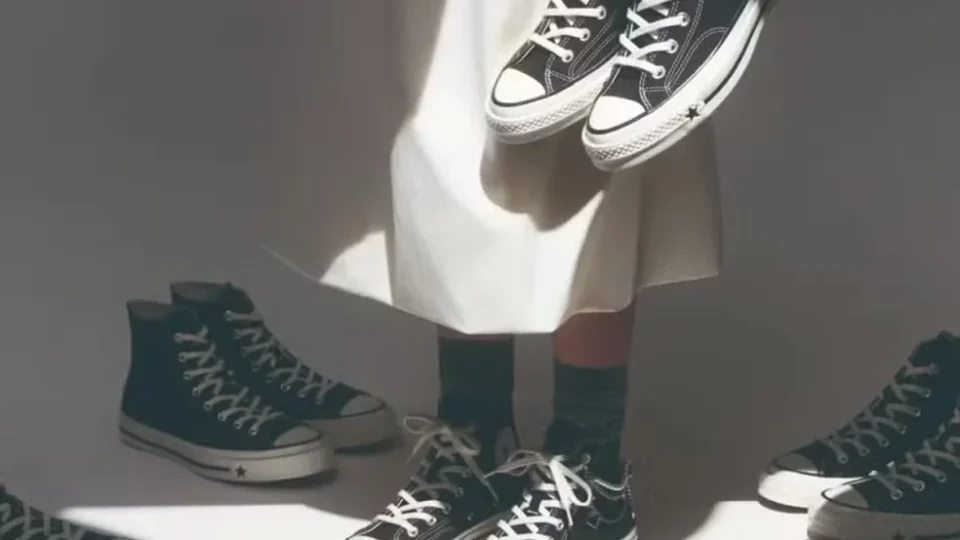 Converse retira anúncio do All Star após críticas por associação à Ku Klux Klan