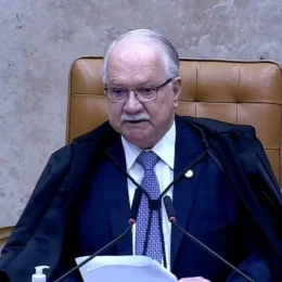 Fachin convocou o STF para resolver uma crise e entregou outra