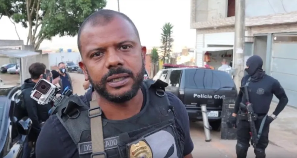 Caso de encenação em cativeiro faz delegado Da Cunha ser demitido da Polícia Civil