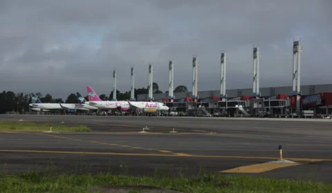 Quatro dos maiores aeroportos do Paraná são vendidos a transnacional mexicana
