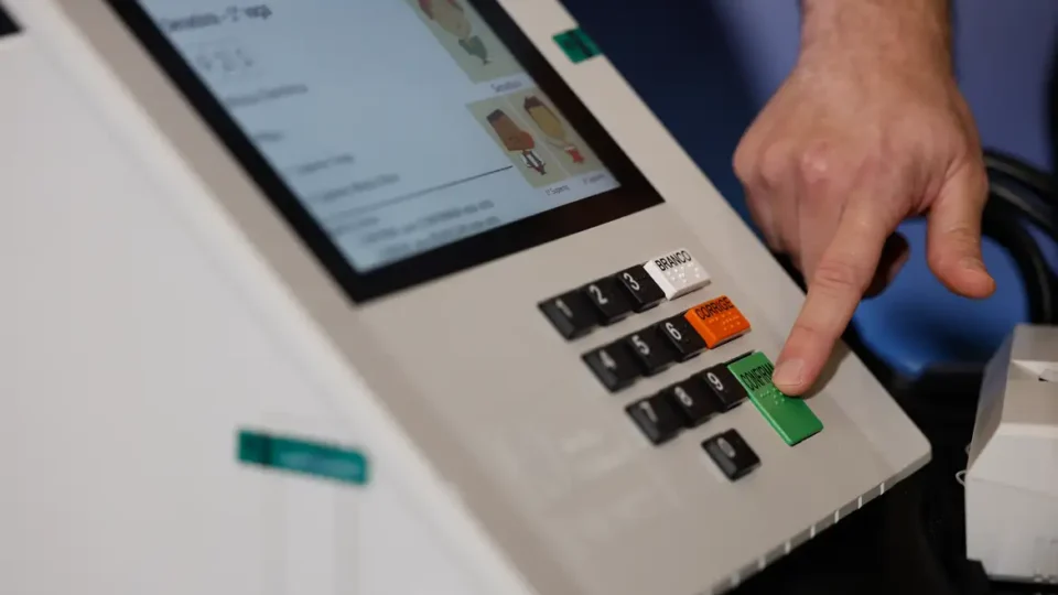 Conheça os recursos de acessibilidade que ampliam autonomia na votação