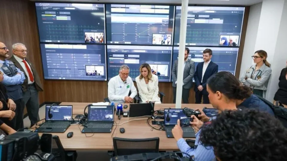 SUS conecta UTIs de 6 capitais a central na USP para monitorar sinais de piora dos pacientes