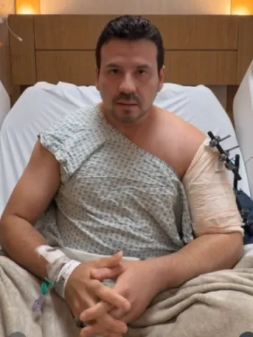 ‘Golpe do retrovisor’: cirurgião é baleado dentro de carro blindado durante assalto no RJ