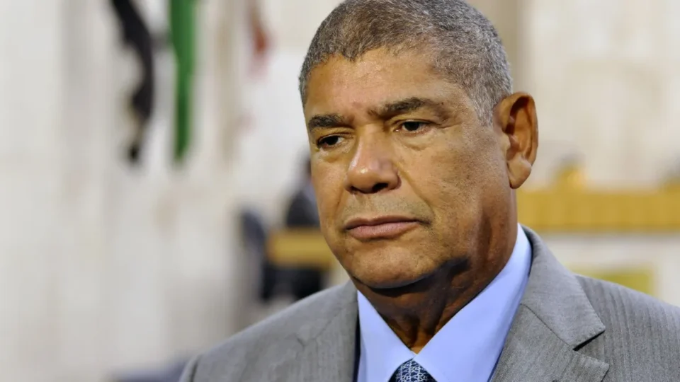 Milton Leite é alvo de operação contra infiltração do PCC no transporte público