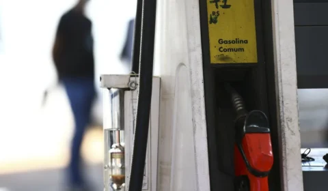 Fiscalização é reforçada para conter alta dos combustíveis