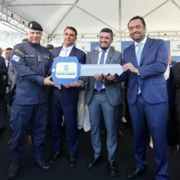 Planilha de bicheiro indica pagamento de R$ 10 mi para aliados da família Bolsonaro 