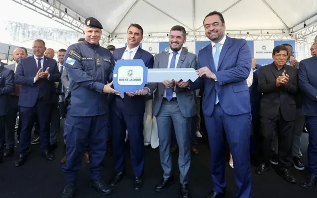 Planilha de bicheiro indica pagamento de R$ 10 mi para aliados da família Bolsonaro 
