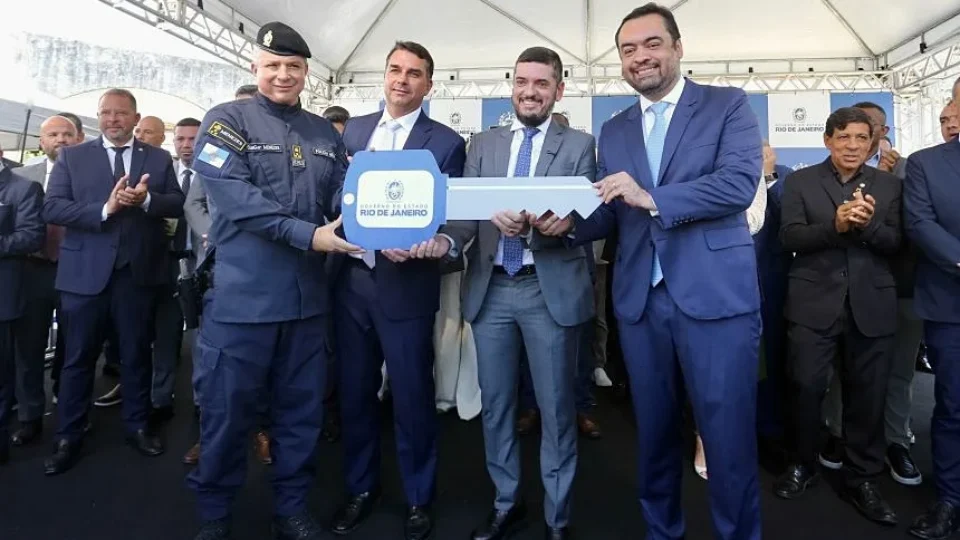 Planilha de bicheiro indica pagamento de R$ 10 mi para aliados da família Bolsonaro 