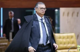 Dino questiona promessa de fim de inquérito das fake news, sem citar Fachin