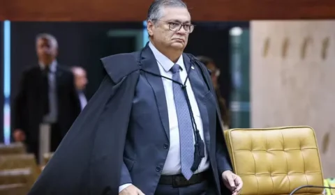 Dino questiona promessa de fim de inquérito das fake news, sem citar Fachin