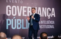 Empresa de André Mendonça faturou R$ 10,4 milhões somente em 2025