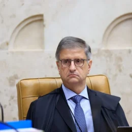 Delegados da PF pedem que Gonet se declare impedido de apurar atos que o citem no caso Master