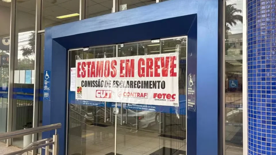 Caixa desiste de ir à Justiça contra bancários, e greve da categoria segue por tempo indeterminado