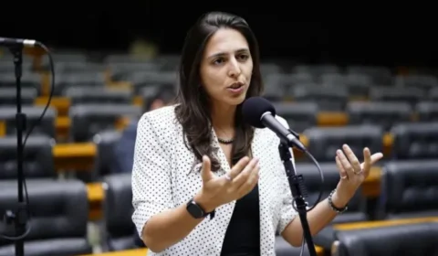 Deputada Natália Bonavides denuncia ameaça de estupro e esquartejamento