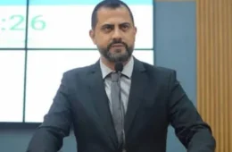 Vereador tem orelha cortada durante assalto e família é feita refém em MT
