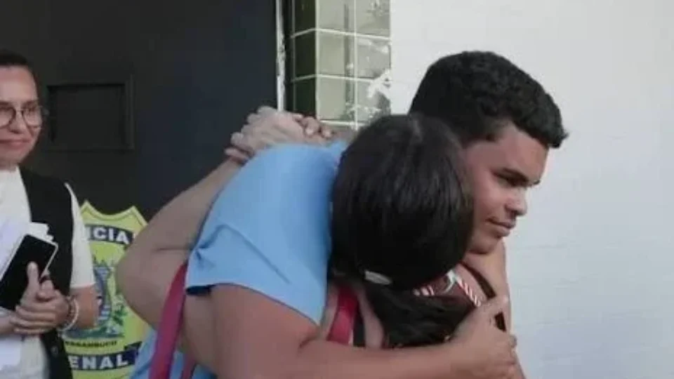 Estado de Pernambuco é condenado a indenizar em R$ 150 mil homem preso por engano