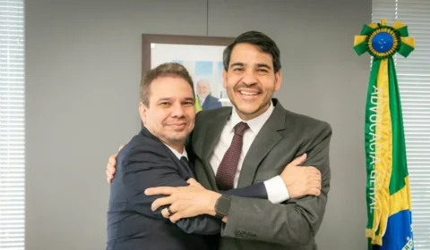 Governo celebra revés de Mendonça e diz que PF deve investigar ‘sem exceções’