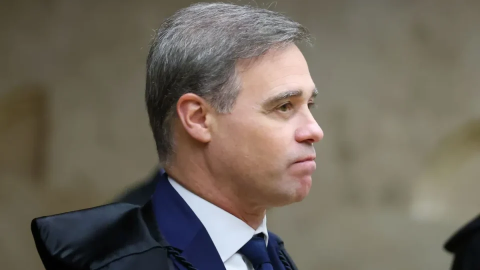 Mendonça vira alvo de representação à PGR por violação às liberdades religiosa e de expressão