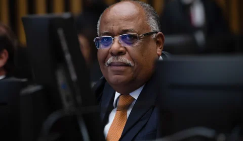 Ministro do STJ disse estar ‘sempre à disposição de Vorcaro’, indicam mensagens