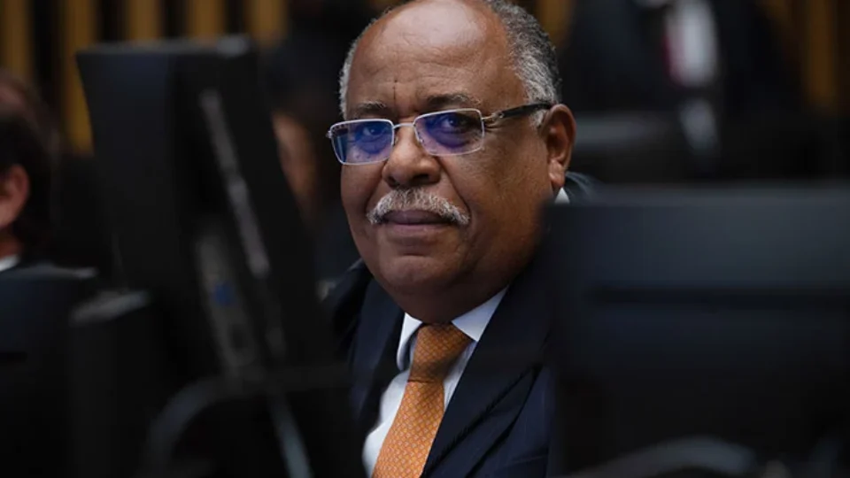 Ministro do STJ disse estar ‘sempre à disposição de Vorcaro’, indicam mensagens
