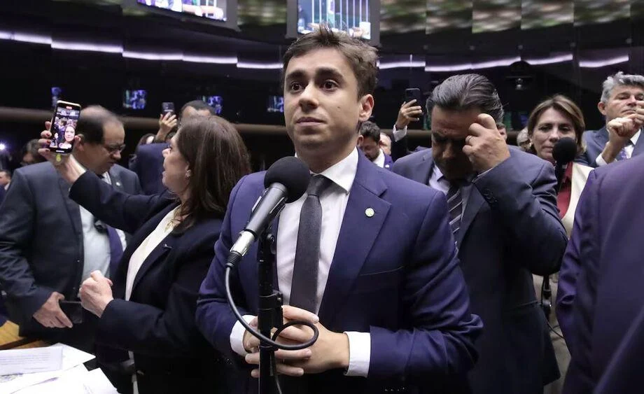 Juiz censura ICL a pedido de Nikolas Ferreira por causa de áudio para Vorcaro