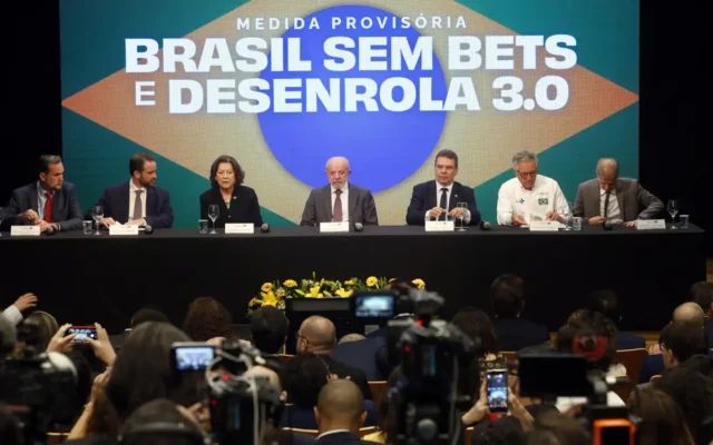 Lula lança Desenrola 3.0, que prevê desconto de 90% nas dívidas