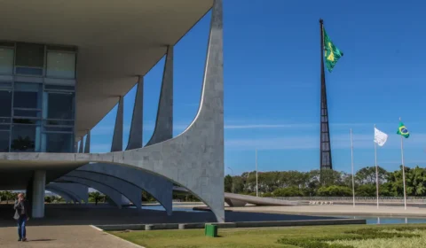 Frente de prefeitos apresenta carta com propostas aos presidenciáveis