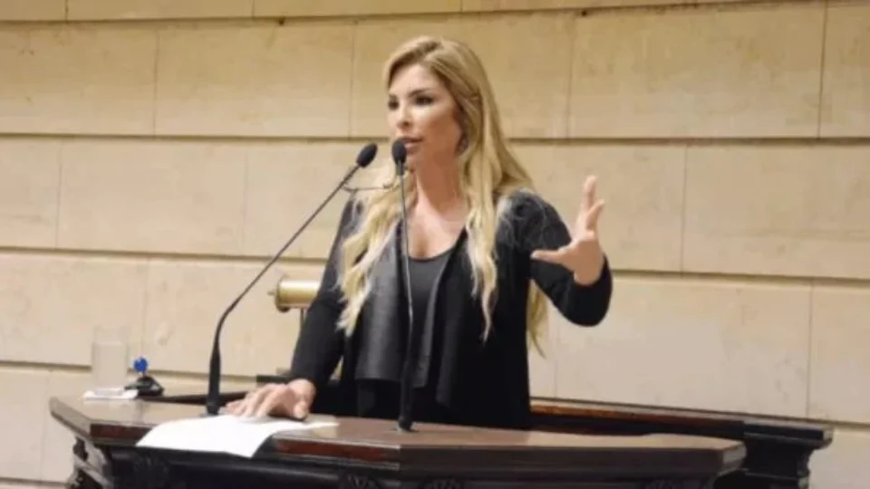 Justiça determina prisão da ex-vereadora do Rio Verônica Costa por torturar ex-marido