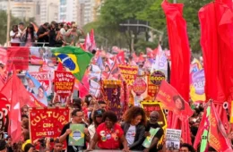 Apoiadores fizeram atos pela reeleição de Lula em várias cidades do Brasil
