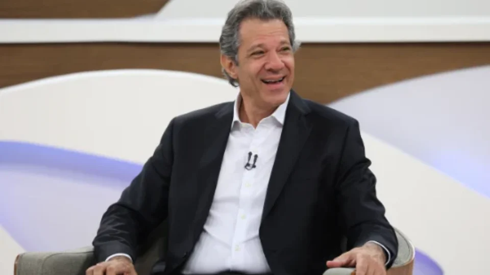 Haddad diz que designação de PCC como terrorista pelos EUA ‘é uma questão menor’