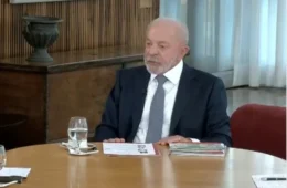 Lula diz que não sabe se polêmica envolvendo Flávio Bolsonaro e Nossa Senhora é notícia falsa