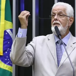 Deputado apresenta projeto de lei que obriga candidatos à Presidência a abrir sigilos