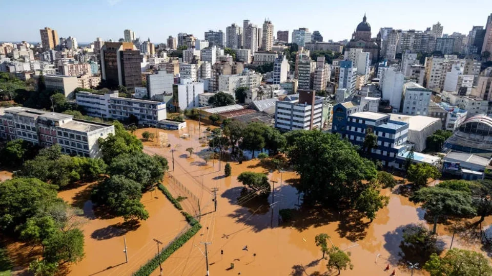 Justiça condena Porto Alegre a pagar multa de R$ 50 milhões por enchente de 2024