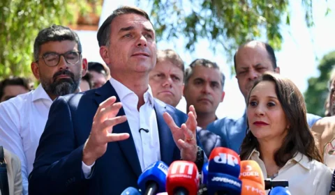 Flávio Bolsonaro já falou ser contra ‘torrar’ dinheiro em Farmácia Popular: ‘Politicagem’