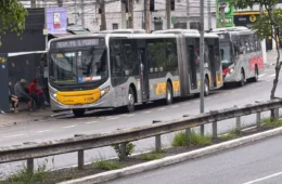 Gestão Nunes executou 58,6% das partidas de ônibus previstas no dia do 2º turno