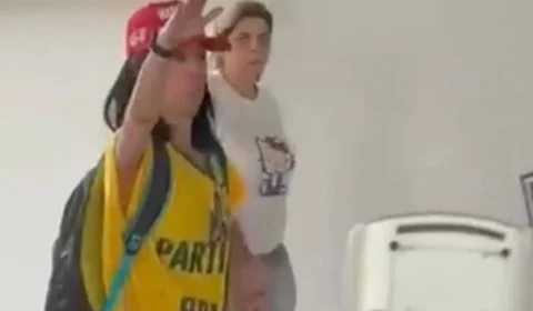 Polícia identifica mulher filmada fazendo saudação nazista após votar no RJ