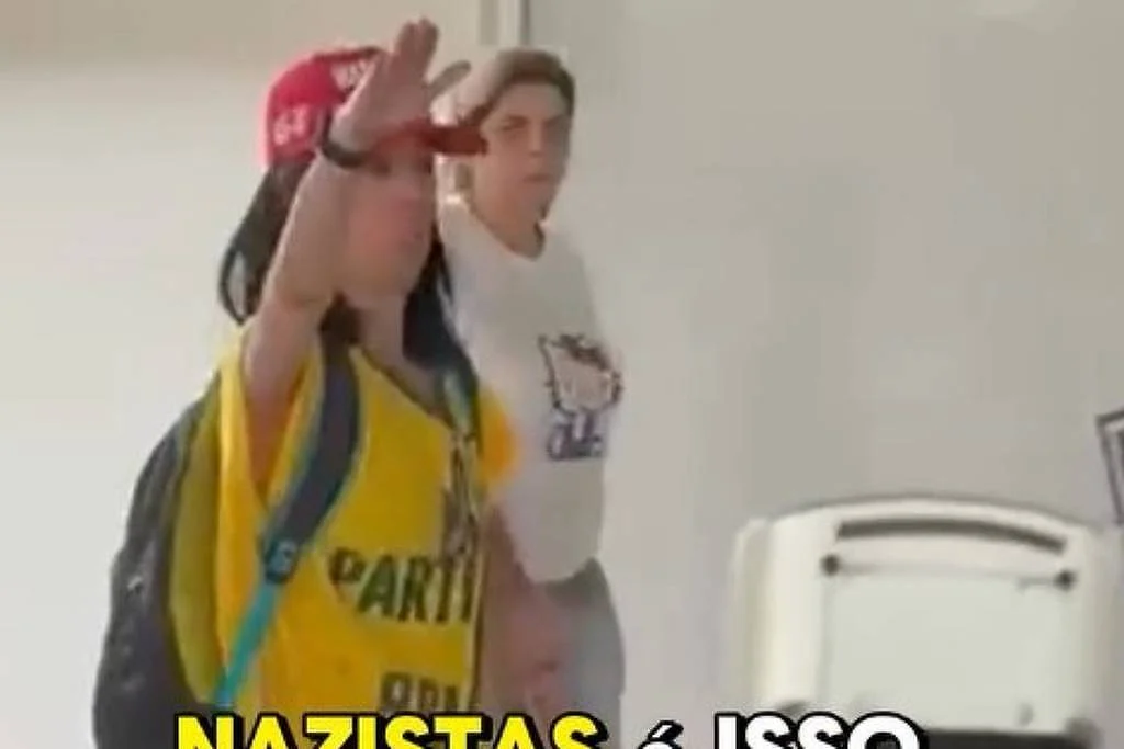 Mulher faz saudação nazista ao sair da votação no Colégio Santo Inácio, uma das mais tradicionais escolas católicas do Rio de Janeiro - Reprodução/Ricardo Brajterman no Instagram
