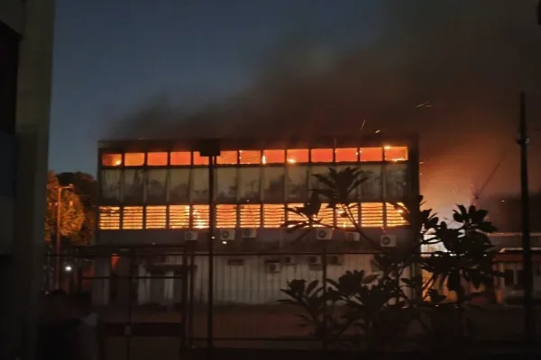 1incendioufpe-972541-a64bbcfa.webp