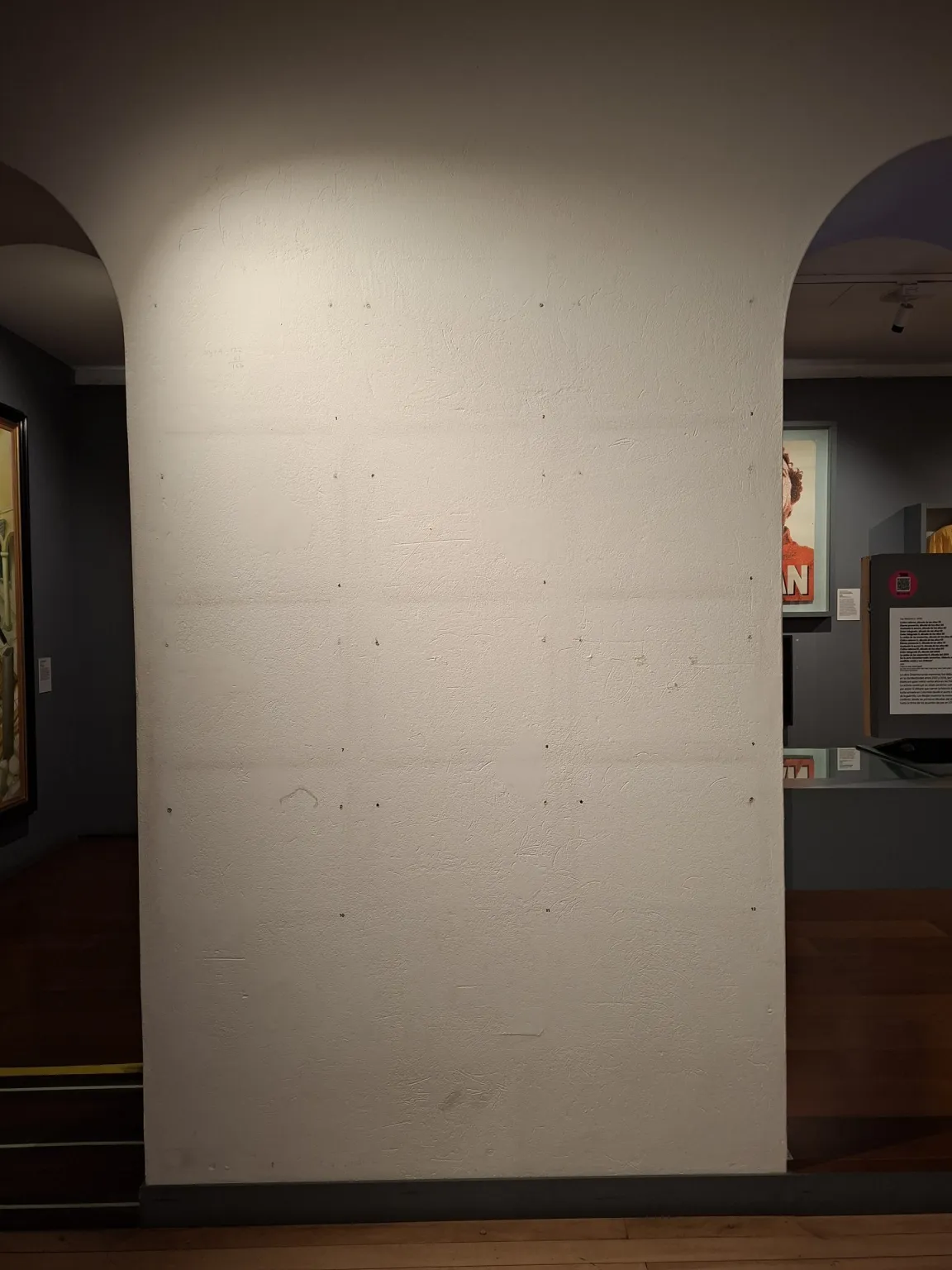 Governo de direita da Colômbia remove obras LGBTQIA+ e feministas de museu. (Foto: