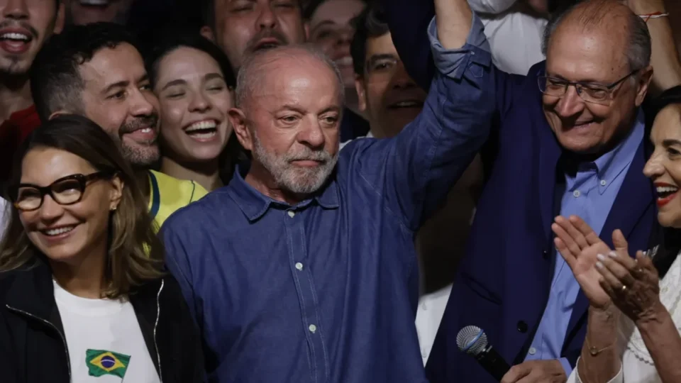 É TETRA!