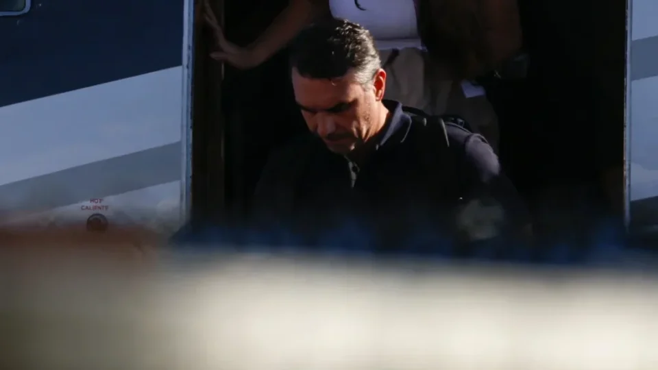 CHEGOU EM MIAMI