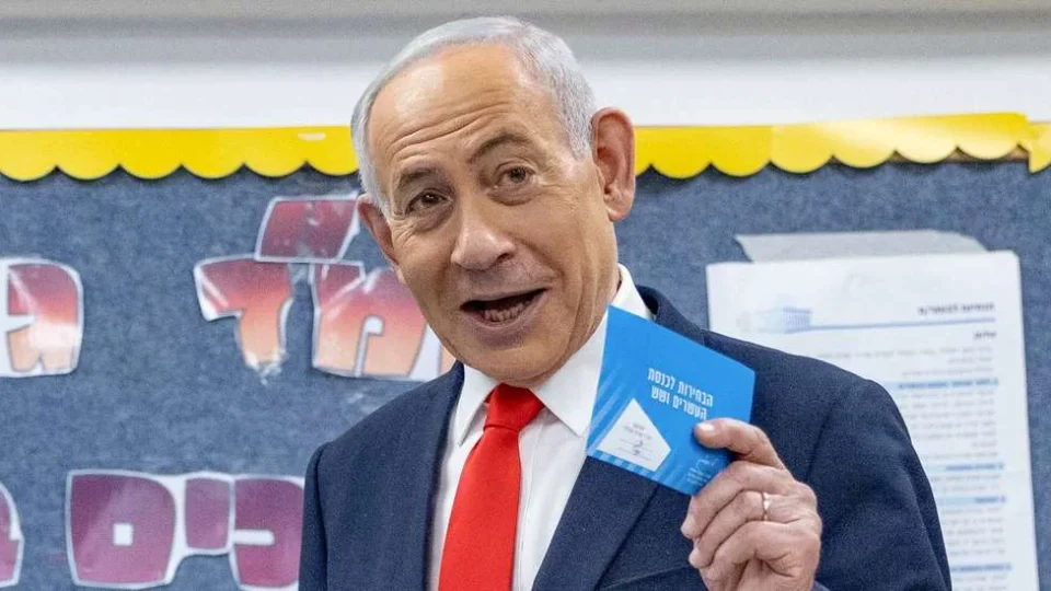 Israelenses vão às urnas em eleição que pode tirar Netanyahu do poder