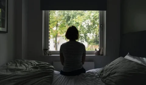 Solidão é o fator mais ligado à pior saúde mental no Brasil, mostra pesquisa