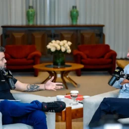 Lula diz ter falado 3 vezes com Fachin sobre crise no STF; condução do caso ‘não foi correta’