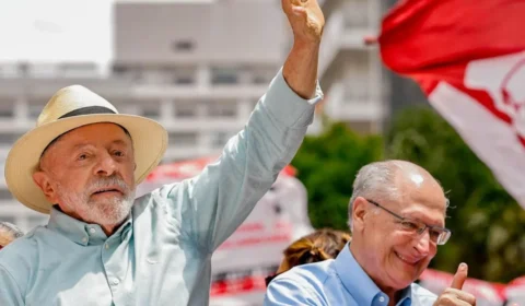 Lula lidera no exterior na Itália, na China e em Berlim; Flávio fica em segundo