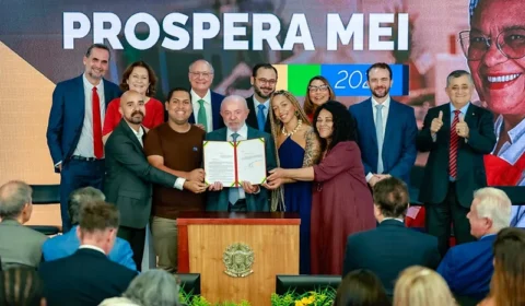 O que se sabe sobre o Pix MEI, benefício de até R$ 5 mil para microempreendedores anunciado por Lula