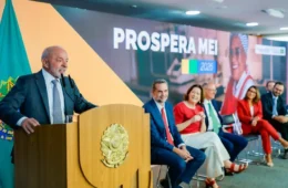 Lula anuncia perdão de dívidas de MEIs e envio da PEC da Tarifa Zero ao Congresso